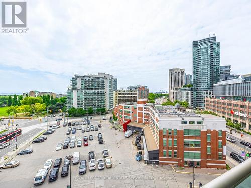 1029 - 600 Queens Quay W, Toronto, ON - Outdoor With View