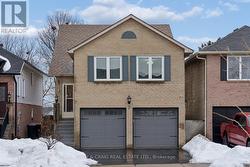 7 EMPIRE CRESCENT  Clarington, ON L1E 1E4