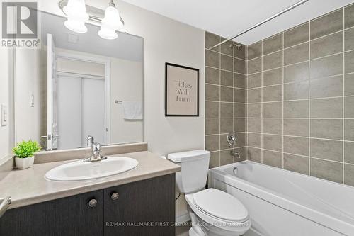 522 - 2791 Eglinton Avenue E, Toronto, ON - Indoor Photo Showing Bathroom