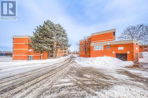 205 - 1705 Mccowan Road, Toronto, ON - Outdoor