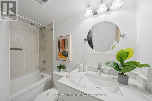 406 - 1600 Charles Street, Whitby, ON - Indoor Photo Showing Bathroom