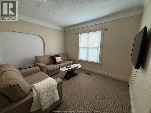 201 Grand Avenue West, Chatham, ON - Indoor Photo Showing Other Room
