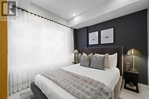 213, 310 15 Avenue Sw, Calgary, AB - Indoor Photo Showing Bedroom