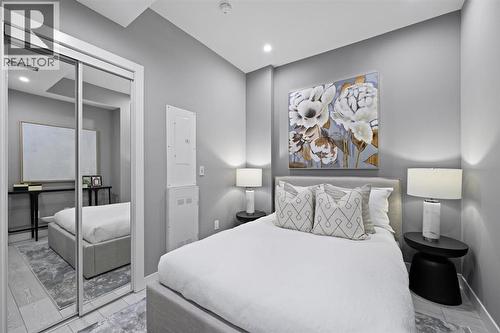 213, 310 15 Avenue Sw, Calgary, AB - Indoor Photo Showing Bedroom