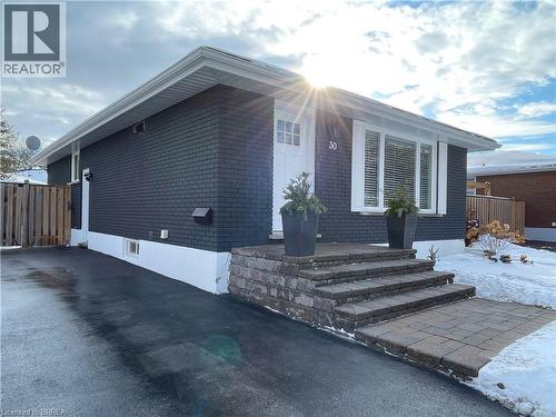 30 Allanton Boulevard, Brantford, ON - Outdoor