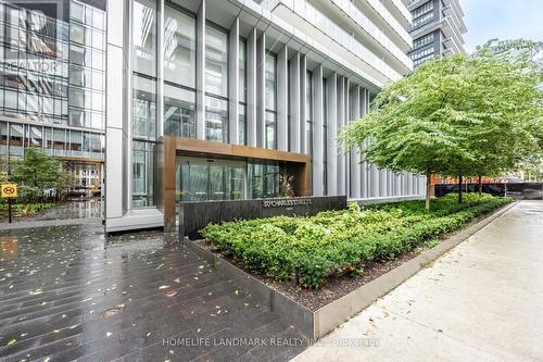 2305 - 50 Charles Street E, Toronto, ON - Outdoor