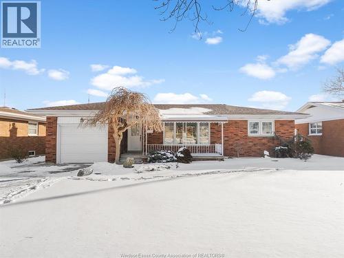 26 Lutsch Avenue, Leamington, ON - Outdoor
