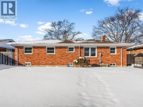 26 Lutsch Avenue, Leamington, ON - Outdoor