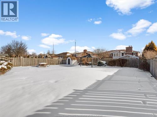 26 Lutsch Avenue, Leamington, ON - Outdoor