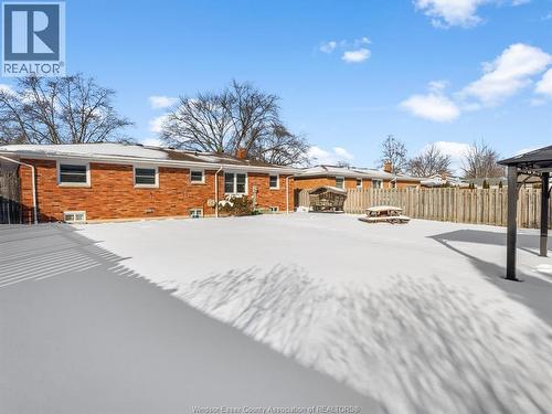 26 Lutsch Avenue, Leamington, ON - Outdoor