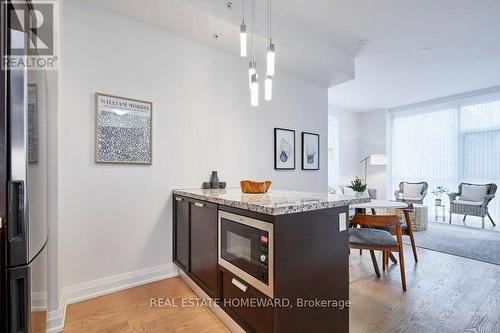 201 - 2 Bellefair Avenue, Toronto, ON - Indoor