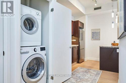 201 - 2 Bellefair Avenue, Toronto, ON - Indoor Photo Showing Laundry Room
