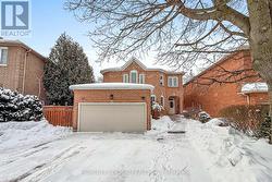 50 OAKHURST DRIVE  Vaughan, ON L4J 7V3