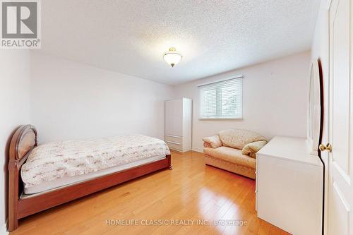 50 Oakhurst Drive, Vaughan, ON - Indoor Photo Showing Bedroom
