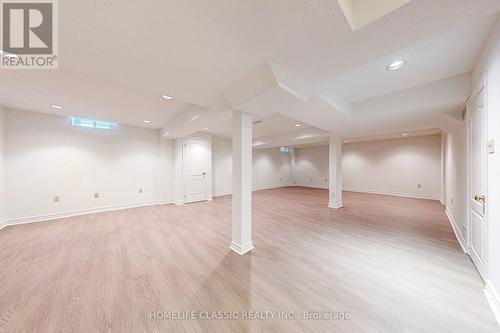 50 Oakhurst Drive, Vaughan, ON - Indoor Photo Showing Other Room