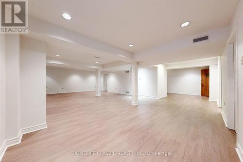 50 Oakhurst Drive, Vaughan, ON - Indoor Photo Showing Other Room