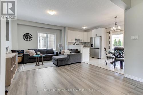 34 Milne Street, New Tecumseth, ON - Indoor