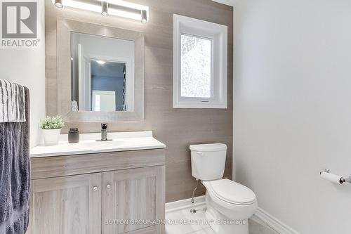 34 Milne Street, New Tecumseth, ON - Indoor Photo Showing Bathroom