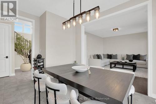 36 Felhazi Trail, Essa, ON - Indoor Photo Showing Dining Room