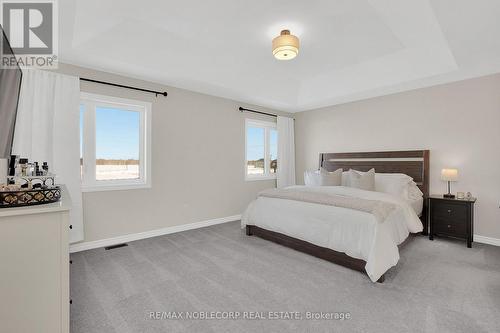36 Felhazi Trail, Essa, ON - Indoor Photo Showing Bedroom