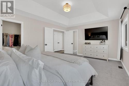 36 Felhazi Trail, Essa, ON - Indoor Photo Showing Bedroom