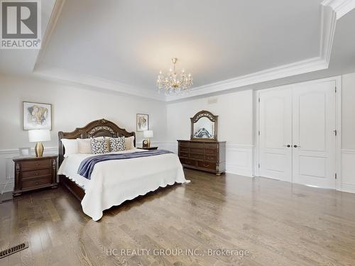 99 Coon'S Road, Richmond Hill, ON - Indoor Photo Showing Bedroom