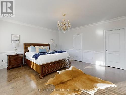 99 Coon'S Road, Richmond Hill, ON - Indoor Photo Showing Bedroom