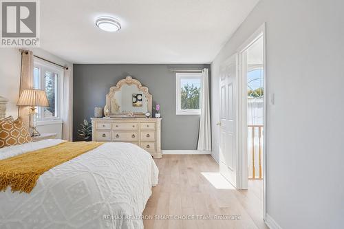 117 Miller Drive, Barrie, ON - Indoor Photo Showing Bedroom
