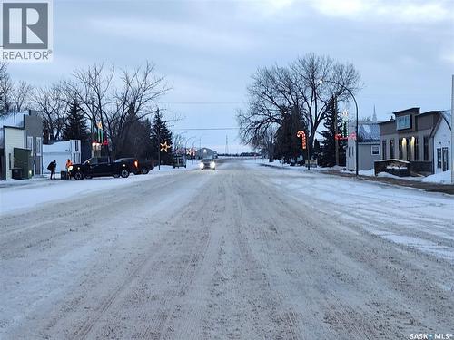 205 Main Street, Midale, SK - Outdoor