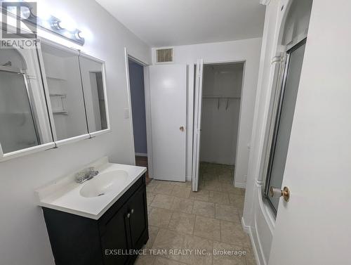 A&B - 2153 Pitt Street, Cornwall, ON - Indoor Photo Showing Bathroom