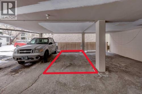 101, 1821 17A Street Sw, Calgary, AB -  Photo Showing Garage