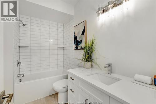 76 Belleview Drive, Kingsville, ON - Indoor Photo Showing Bathroom