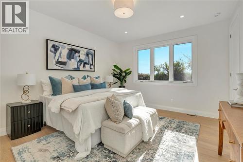 76 Belleview Drive, Kingsville, ON - Indoor Photo Showing Bedroom