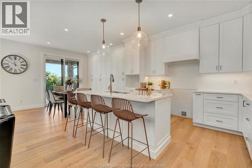 76 Belleview Drive, Kingsville, ON - Indoor Photo Showing Kitchen With Upgraded Kitchen