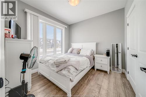 410 Caserta Crescent, Lakeshore, ON - Indoor Photo Showing Bedroom