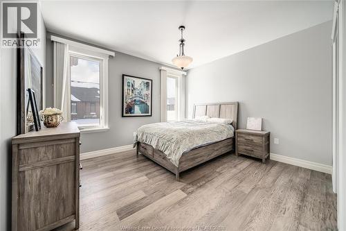 410 Caserta Crescent, Lakeshore, ON - Indoor Photo Showing Bedroom