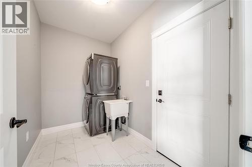 410 Caserta Crescent, Lakeshore, ON - Indoor