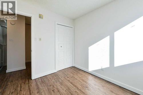 204, 2220 16A Street Sw, Calgary, AB - Indoor Photo Showing Other Room