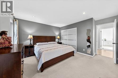master bedroom - 137 Woodbrook Road Sw, Calgary, AB - Indoor Photo Showing Bedroom