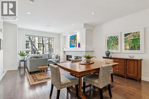 2924 15 Street Sw, Calgary, AB - Indoor