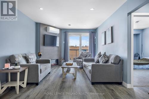97 - 1096 Jalna Boulevard, London South (South X), ON - Indoor Photo Showing Living Room