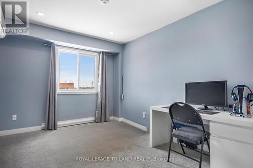 97 - 1096 Jalna Boulevard, London South (South X), ON - Indoor Photo Showing Office