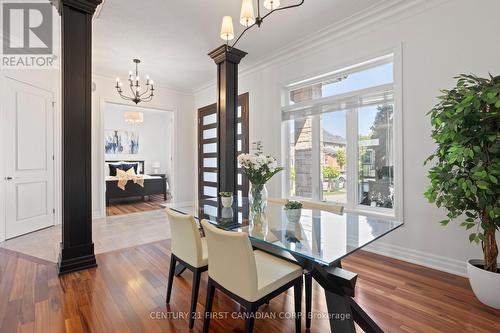 7071 Clayton Walk, London South (South V), ON - Indoor