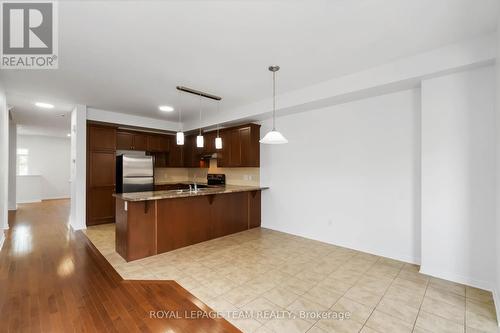 349 Sweetflag Street, Ottawa, ON - Indoor Photo Showing Kitchen