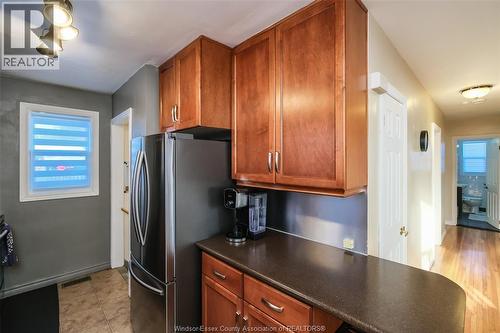 3465 Longfellow, Windsor, ON - Indoor Photo Showing Kitchen