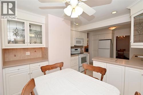 470 Maxwell Street, Sarnia, ON - Indoor