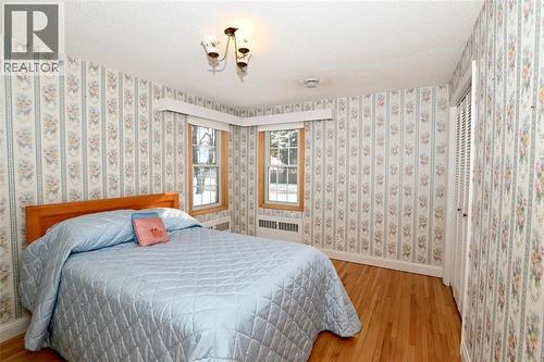 470 Maxwell Street, Sarnia, ON - Indoor Photo Showing Bedroom
