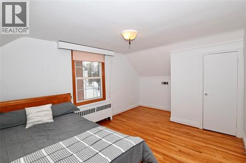 470 Maxwell Street, Sarnia, ON - Indoor Photo Showing Bedroom