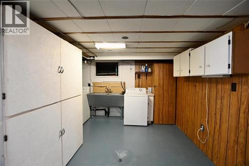 470 Maxwell Street, Sarnia, ON - Indoor