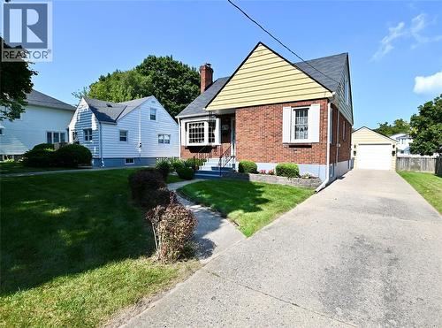 470 Maxwell Street, Sarnia, ON - Outdoor